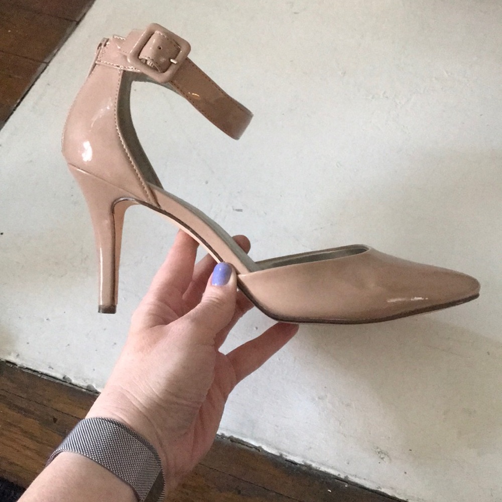 Nude Style & Co. patent leather heels
